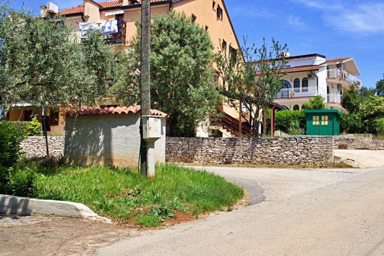Apartments Kanegra Umag Exteriör bild