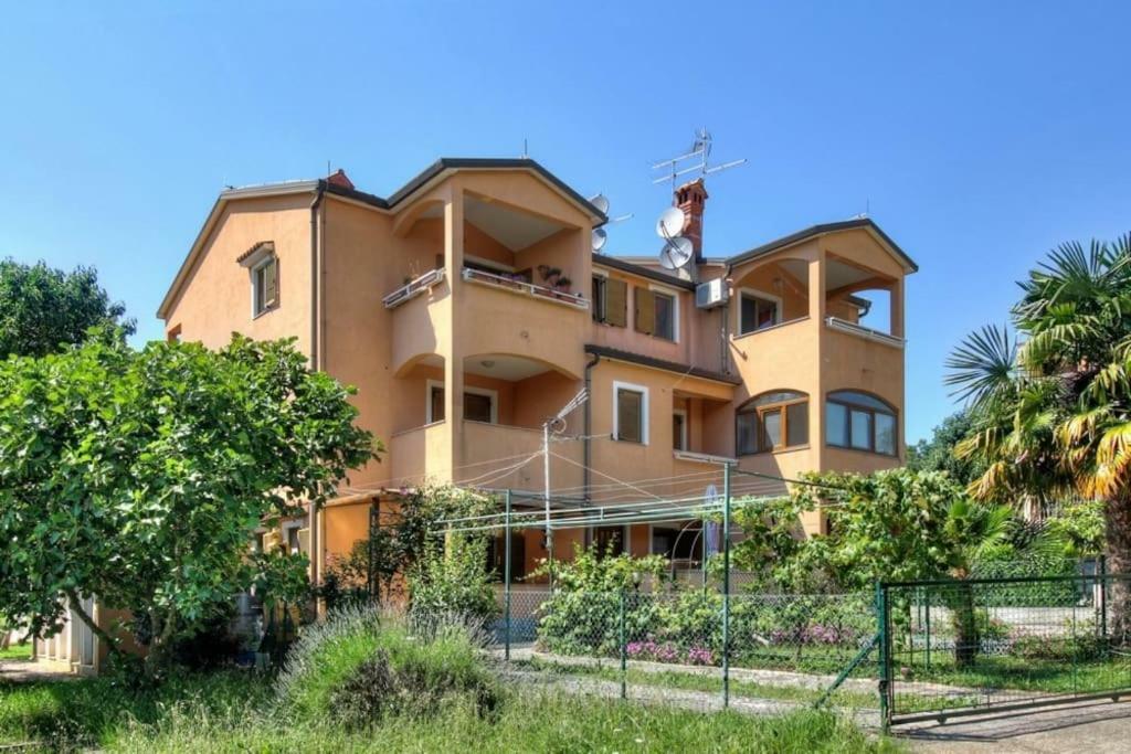 Apartments Kanegra Umag Exteriör bild
